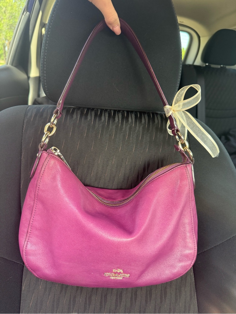 Women's Leather Shoulder Bag - Coach